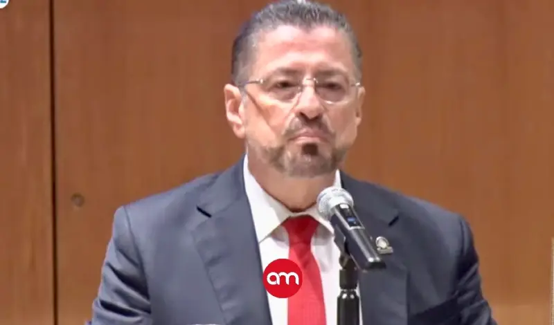 Rodrigo Chaves arremete contra el Poder Judicial tras agresión a jueza en Heredia