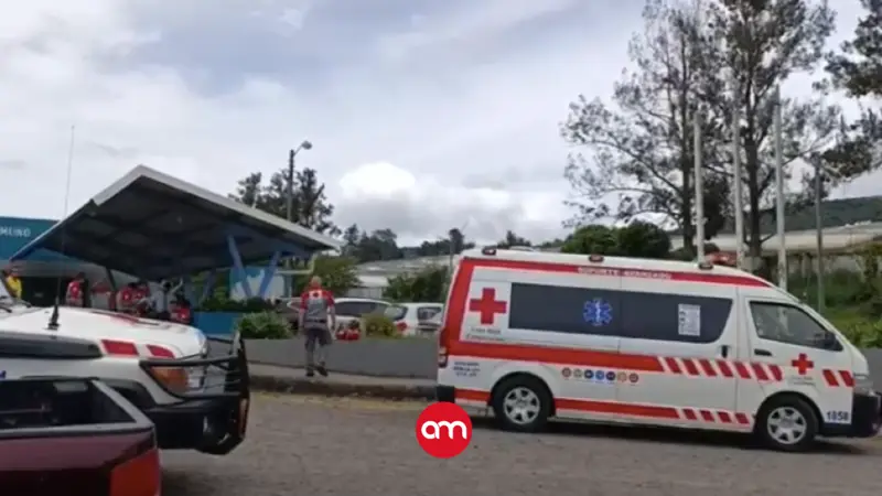 Emergencia en CTP de Oreamuno de Cartago: Cruz Roja traslada dos estudiantes al hospital
