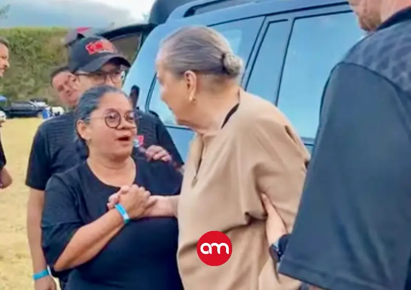 Un gesto que abraza el alma: dueña del 7 lleva fe y esperanza al corazón de Toros a La Tica