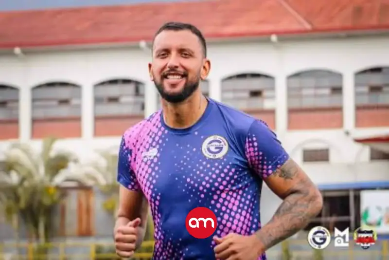 Futbolista nacional anuncia su retiro por complicaciones de salud