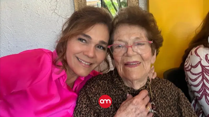 Este fue el desgarrador mensaje de la periodista Djenane Villanueva tras la muerte de su madre