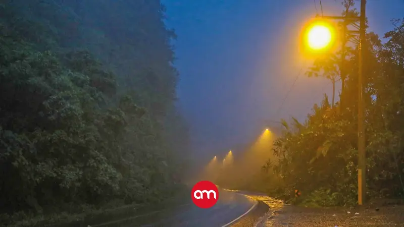 Grupo ICE activa primeros ocho kilómetros de alumbrado en la Ruta 32