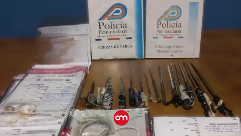 Disturbios en La Reforma y cárcel de mujeres casi dejan un oficial apuñalado y un incendio