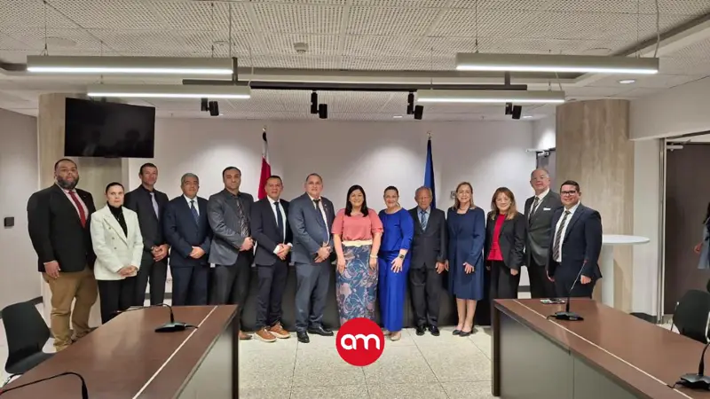 CCSS amplía y renueva convenios con universidades para fortalecer la formación de médicos especialistas