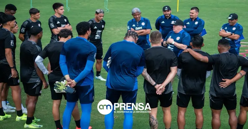 17 jugadores del campeonato nacional, convocados en microciclo de La Sele para la eliminatoria