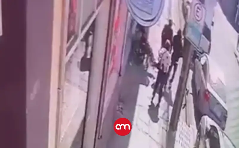 Quedó grabado: sicarios roban carro a mujer tras ejecutar a su víctima en el centro de Cartago