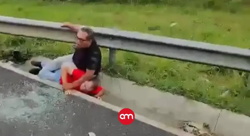 (Video) Conductores detienen a asaltante en la General Cañas: Recuperan dinero y celular robado
