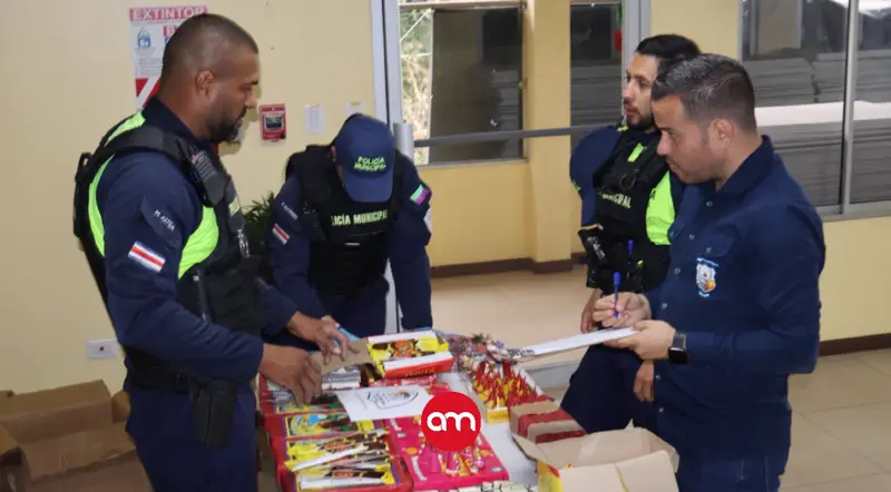 Policía Municipal decomisa pólvora ilegal en comercio del centro de Turrialba