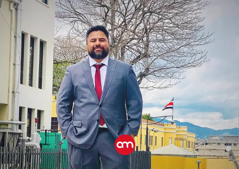 Álvaro Sánchez se despide: “El miedo y el silencio no son opción”
