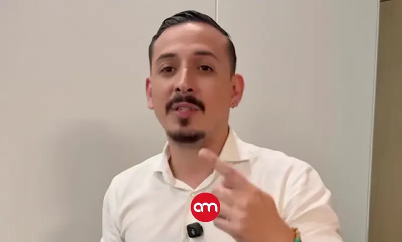 Ariel Robles desata la risa del auditorio en debate de Columbia con comentario sobre Laura Fernández