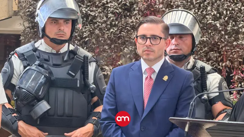 Ministro acude al OIJ ante amenazas de muerte para él y su familia