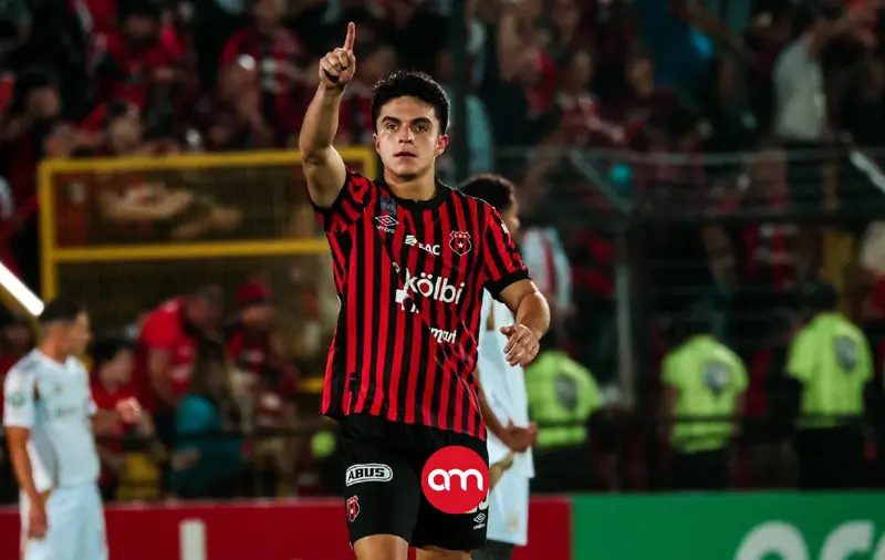 (Vídeo) Van der Putten rompe el silencio tras grave lesión: “Volveré más fuerte”