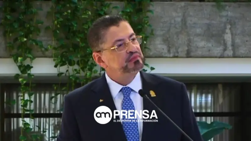 TSE rechaza intento de Chaves de aclarar fallo que lo sancionó por incidir en decisión electoral de votantes