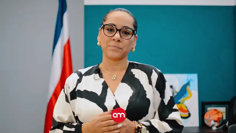 Nueva baja en gabinete de Laura Fernández: viceministra renuncia a su cargo