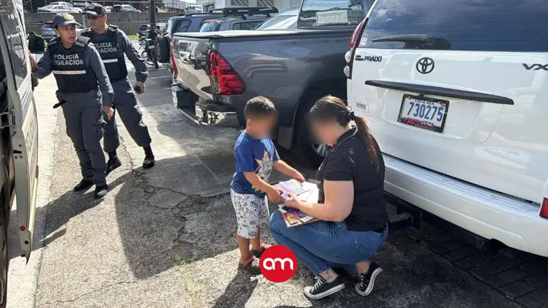 Migración y PANI ejecutan operativo para proteger a menores migrantes en las calles de Costa Rica