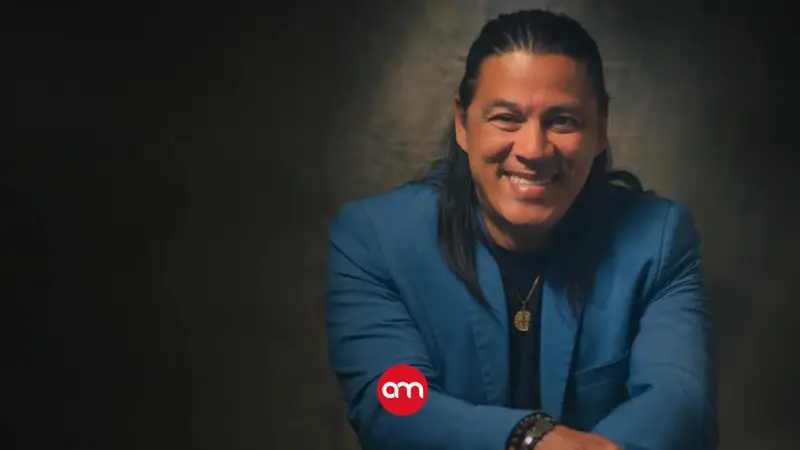 Erick León vuelve a ser víctima del hampa: Ladrones vacían bodega y roban el equipo del cantante