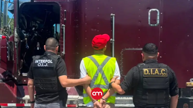 Nicaragüense buscado por narcotráfico en El Salvador es detenido cuando entraba a muelle de Caldera
