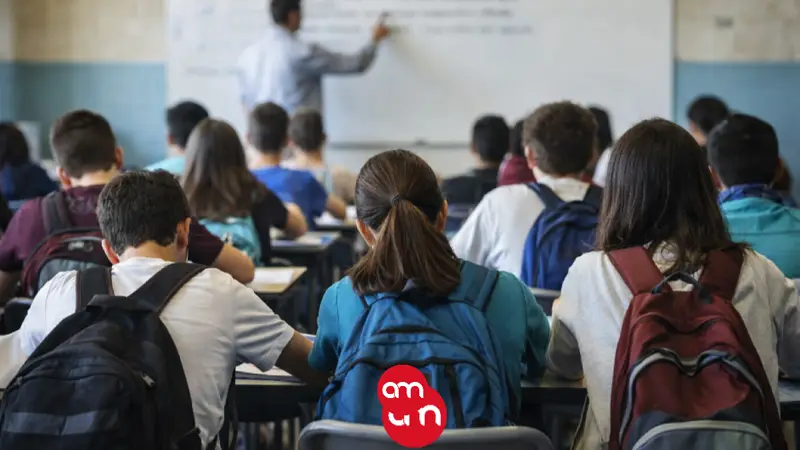 Vacaciones más largas llegarán antes: MEP comienza a definir el cambio en calendario escolar