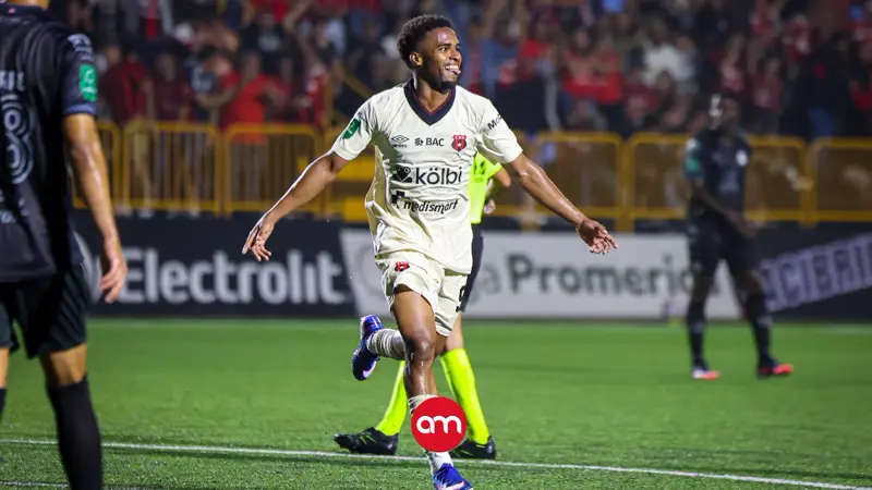 Alajuelense arranca la temporada con dudas: sin triunfos oficiales y Rescalvo mantiene pendiente su primer título