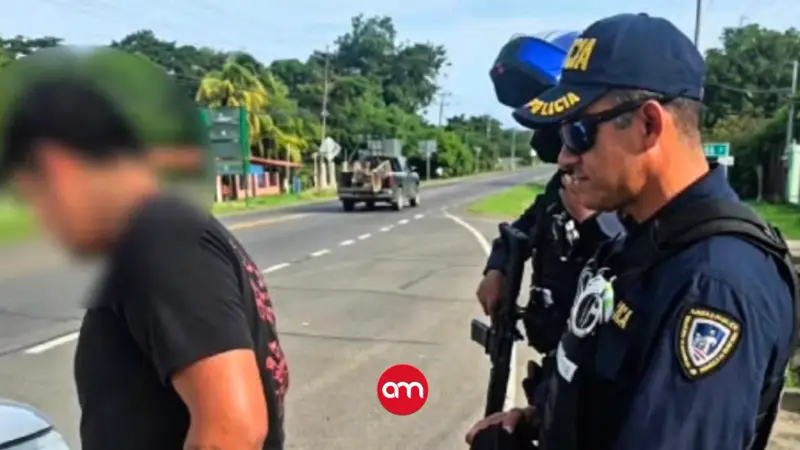 Con fusil de asalto, droga y millones de colones en efectivo: Así capturó la policía a un hombre