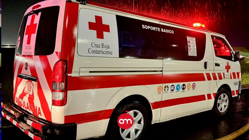 ¡Sicarios irrumpen en apartamento y asesinan a un hombre en San Carlos! Otro quedó gravemente herido