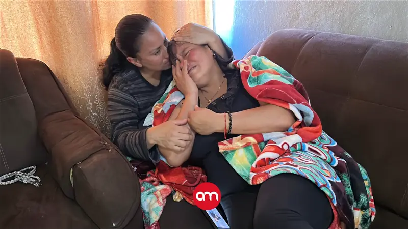 Todos lloramos con ella: esta madre perdió a su hijo, su casa y su sodita en una sola noche