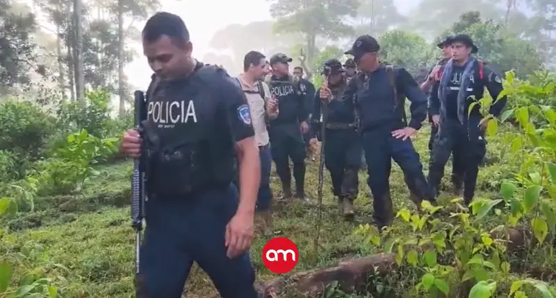 Golpe a la minería ilegal: decomisan cianuro y material minero en operativo policial en Crucitas