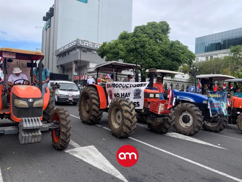 Marcha campesina sacude la capital: productores exigen soluciones al presidente Chaves