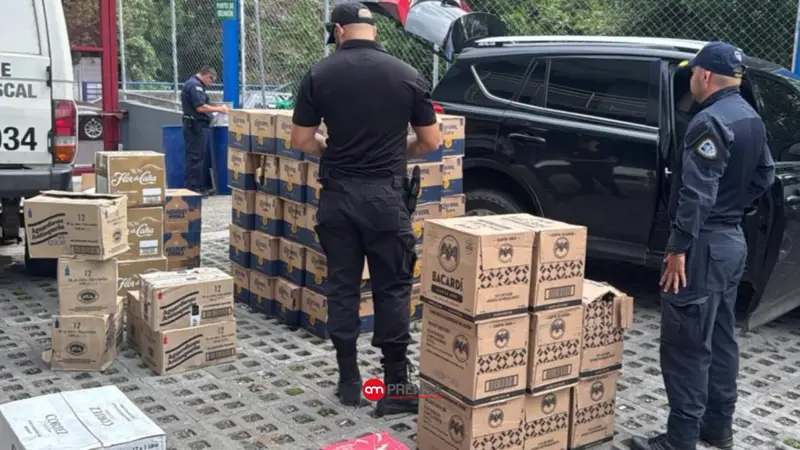 Golpe al contrabando en Santa Ana: decomisan miles de unidades de licor sin respaldo legal