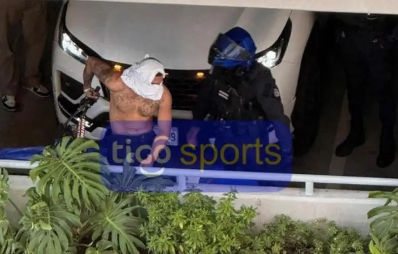 Jugador de LDA detenido por la Fuerza Pública por altercado en un condominio