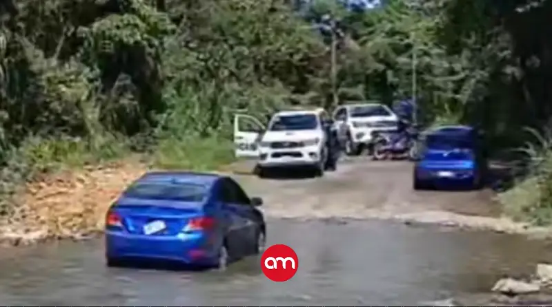 Aparece el carro usado por sicarios tras violento ataque a balazos en Cartago