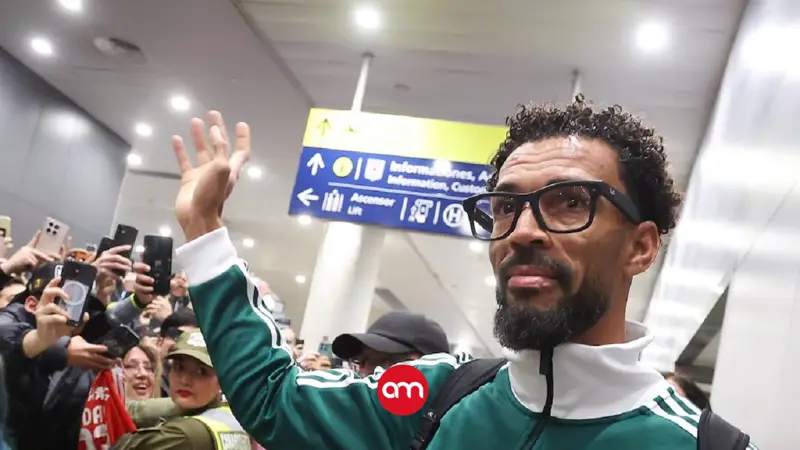 Vozinha, el arquero mundialista quien conquistó al planeta, ya está en Chile para iniciar una nueva aventura para Colo Colo