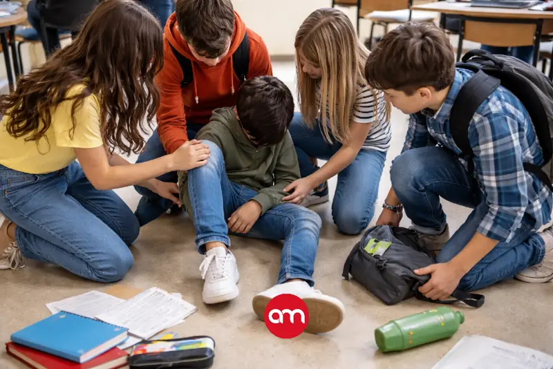 ¡Alarma en las aulas! Casi 3.000 estudiantes resultan heridos en solo dos meses de clases