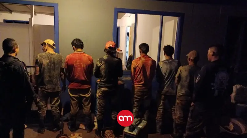Capturan a 12 coligalleros nicaragüenses extrayendo oro en Crucitas