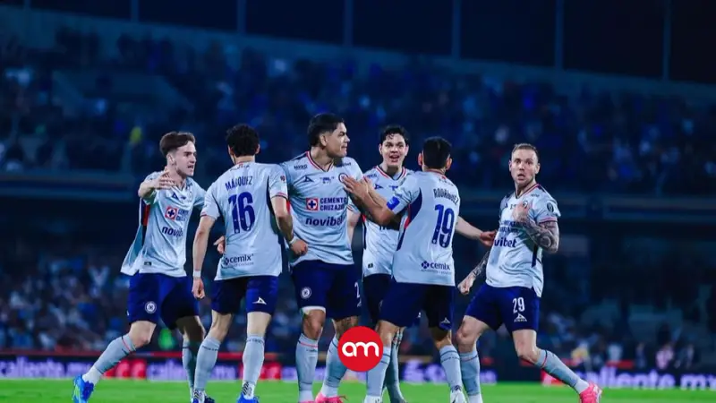 Se le escapó a Keylor ! Cruz Azul golpea al final ,amarga a Pumas y logra su décima corona