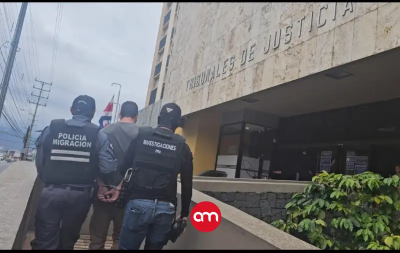Detienen representante de Asociación de Ciclismo Extremo por pagar a niña para mantener encuentros sexuales