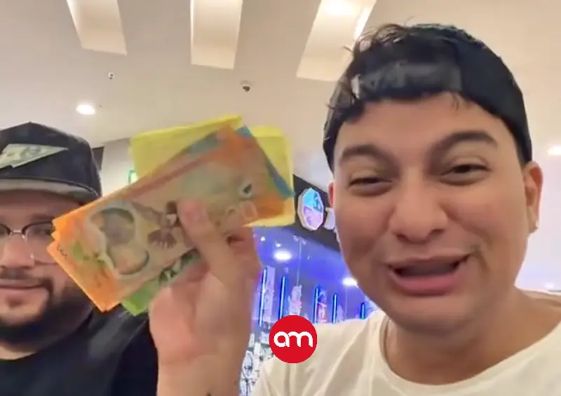 Influencer nicaragüense gana premio del Gordo Navideño mientras vacaciona en Costa Rica