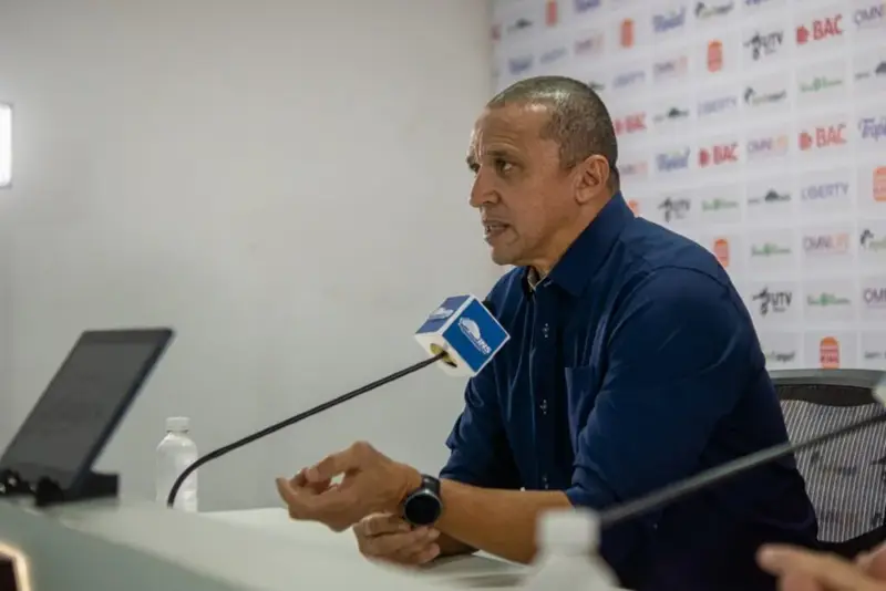 Lonnis estalla y acusa al VAR de “condicionar” partidos contra Saprissa