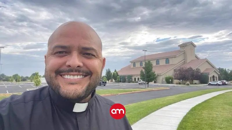 Del altar al banquillo: sacerdote tico admite abuso sexual contra menor en tribunal de EE. UU.