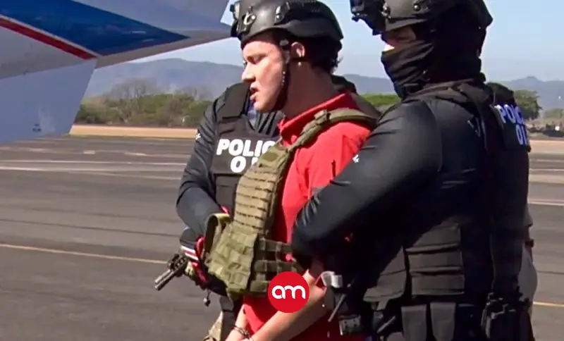 Avión con Celso Gamboa y “Pecho de Rata” aterriza en Texas tras extradición histórica