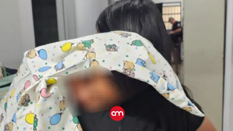 Pareja de mexicanos detenidos en la frontera cuando pretendían sacar un niño del país con documentos falsos