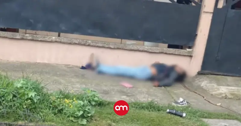 Mujer increpa a sicarios en medio de atentado contra hombre y termina muerta