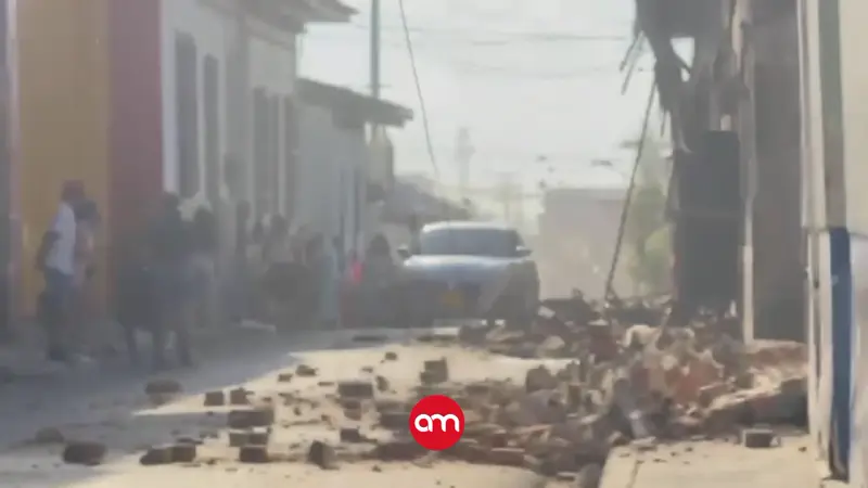 Terremoto de magnitud 7,4 sacude Colombia: reportan heridos y graves daños en edificios