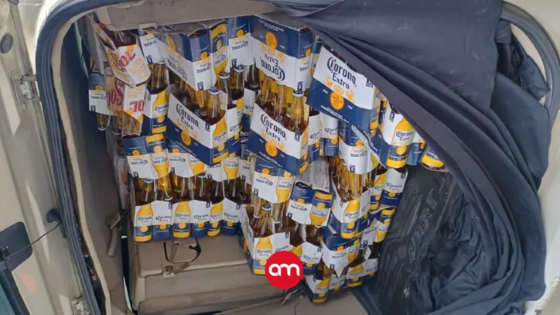 Decomisan millonario cargamento de miles de unidades de licor de contrabando