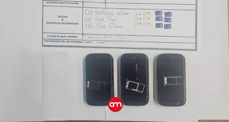 Policía penitenciario detenido cuando llevaba celulares y chips a reos de La Reforma