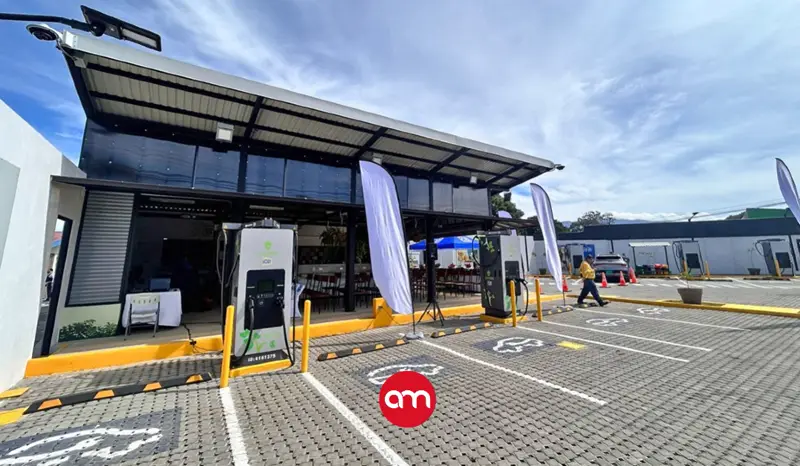 ¡Costa Rica siempre a la vanguardia! ICE inaugura la primera gran estación de carga eléctrica de vehículos en Centroamérica