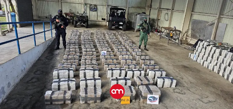 Detienen en puesto fronterizo de Peñas Blancas a trailero guatemalteco con camión cargado de marihuana