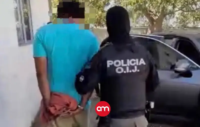 Detienen a padre por obligar a sus propios hijos a pedir dinero en las calles