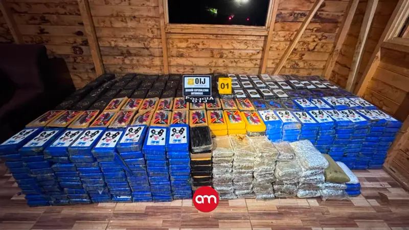 Narcos ocultaban más de una tonelada de drogas en una cabaña de Cartago