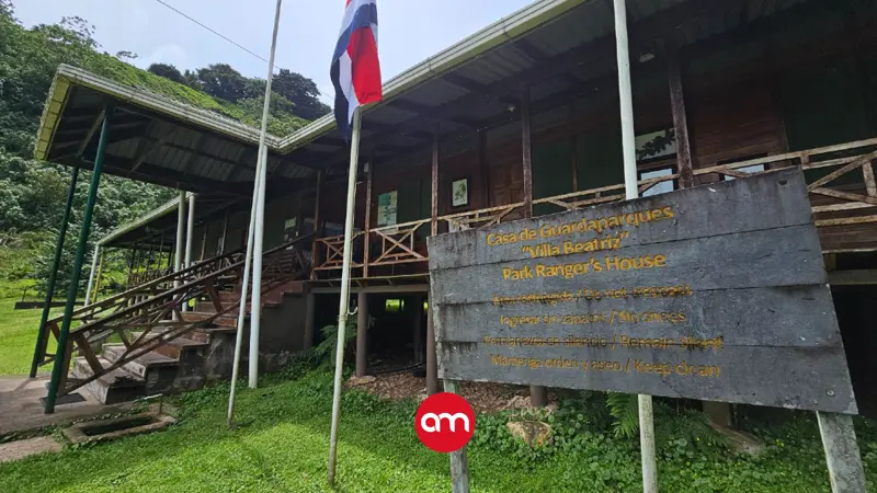 Caída de guardaparques a precipicio en Isla del Coco ocurrió el martes: así han transcurrido las más de 24 horas de rescate